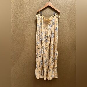 Smith & Hawken Peach and  Blue Floral Skirt